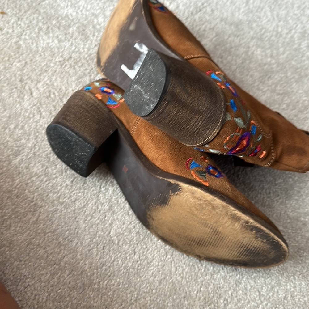 Aldo Boots - Picture 6 of 8
